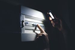 Pana masivă de curent la Berlin: Peste 50.000 de consumatori au fost afectați Pana masivă de curent la Berlin: Peste 50.000 de consumatori au fost afectați
